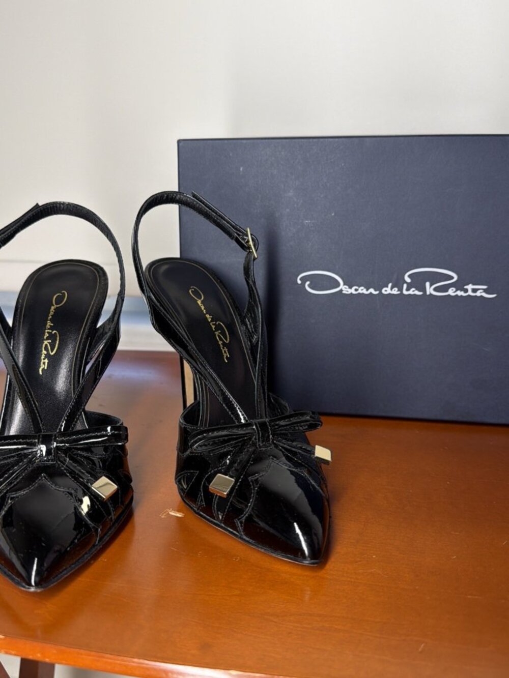 New Oscar de la Renta Black Patent Leather Orissa 36.5 B Pointed Toe Pump $770